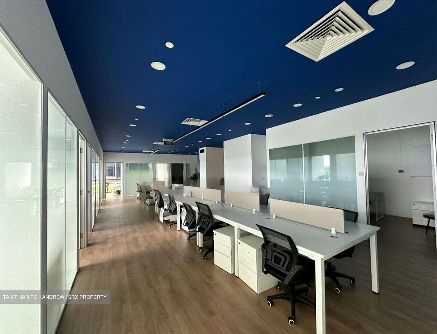 Woods Square (D25), Office #496724211